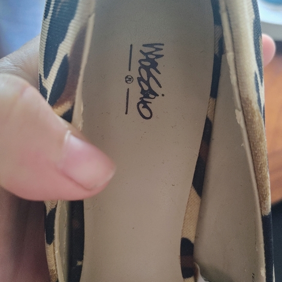 MOSSIMO Sz 8 Kitten Heels - Picture 4 of 5